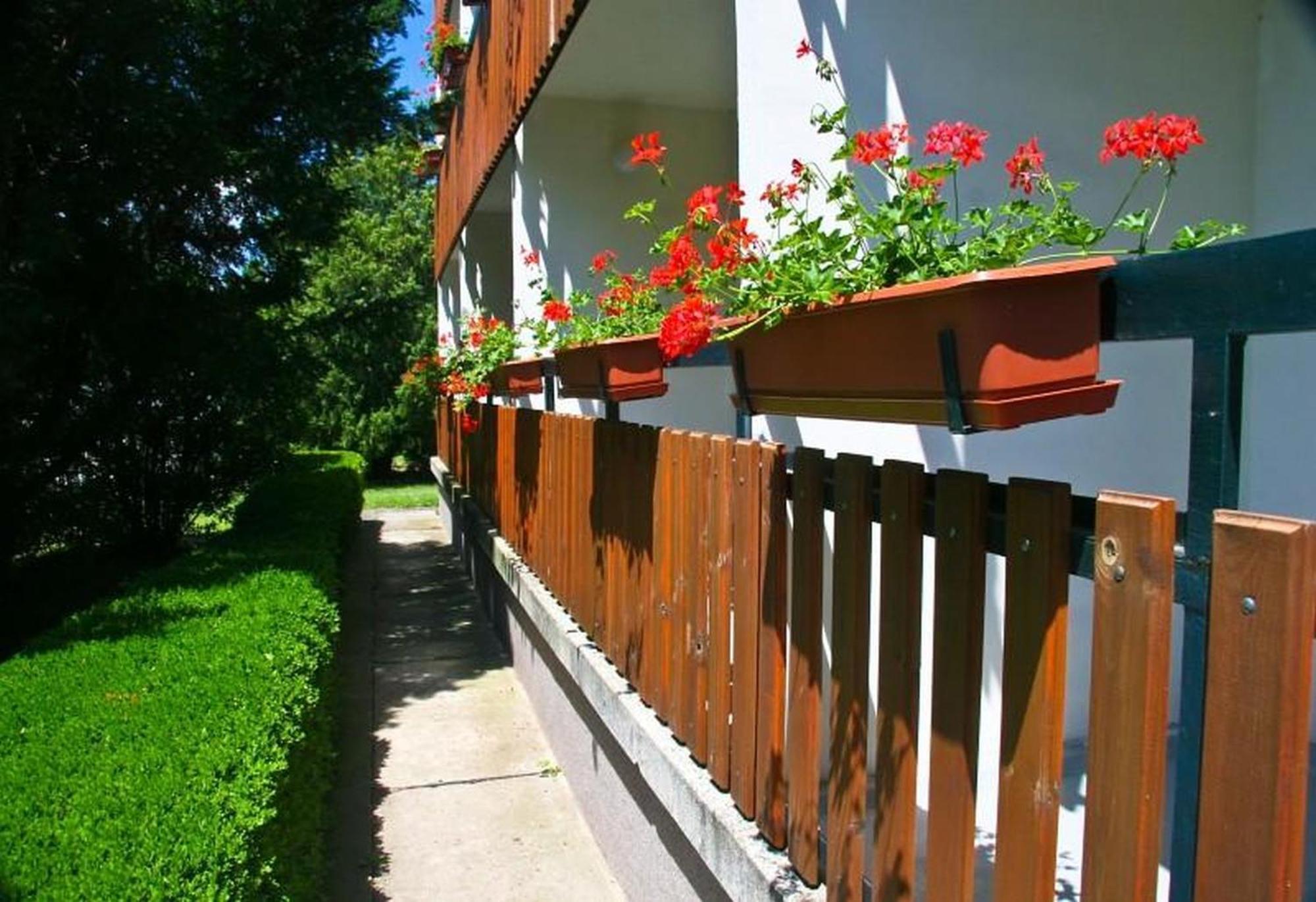 博格拉畔兹奥酒店 Balatonföldvár 外观 照片