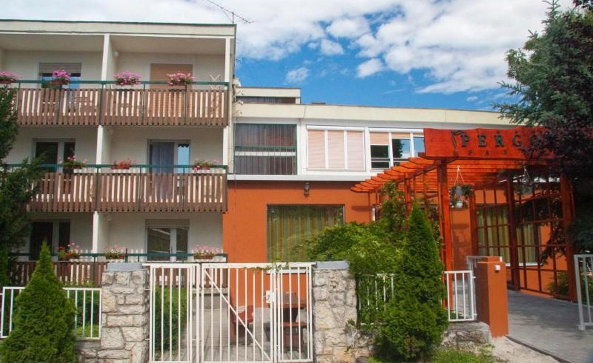 博格拉畔兹奥酒店 Balatonföldvár 外观 照片
